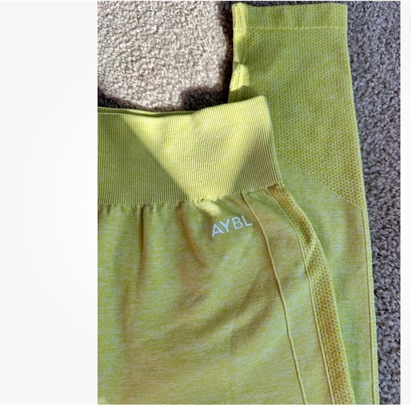 AYBL Motion Seamless leggings - Picture 4 of 6